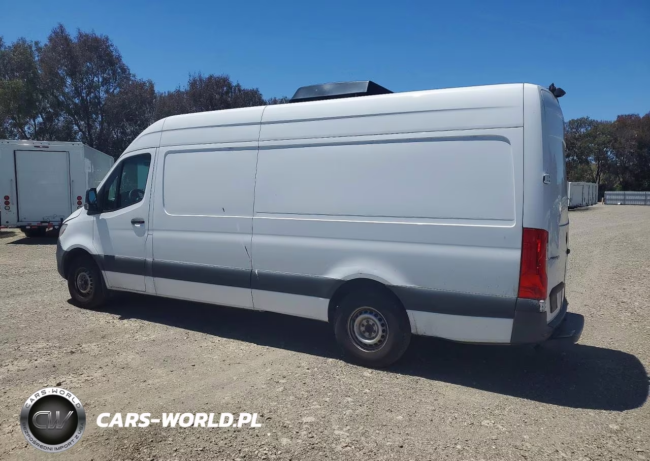 2019 Mercedes-Benz Sprinter 2500 VIN:WD4PF1CD1KP070284 - 2
