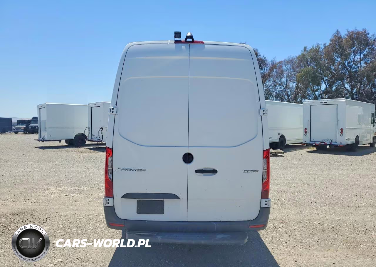 2019 Mercedes-Benz Sprinter 2500 VIN:WD4PF1CD1KP070284 - 6