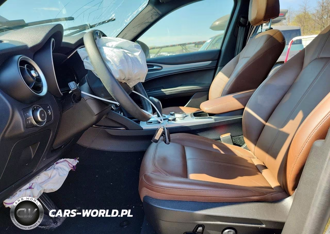 2024 Alfa Romeo Stelvio Ti VIN:ZASPAKBN1R7D76248 - 7