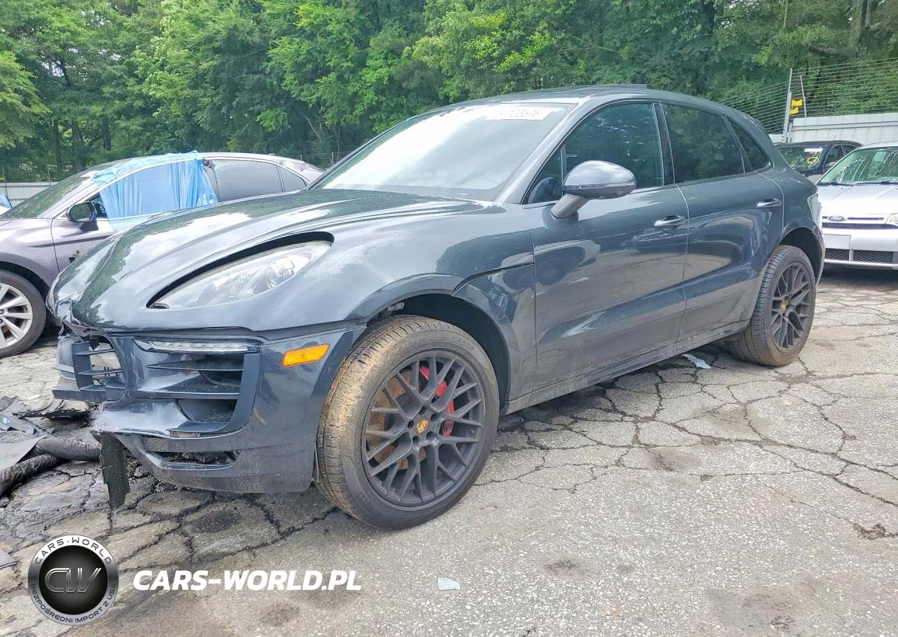 2018 Porsche Macan Gts