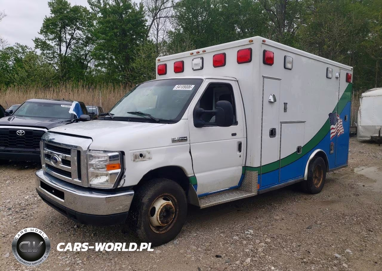 2019 Ford Econoline - Ambulance