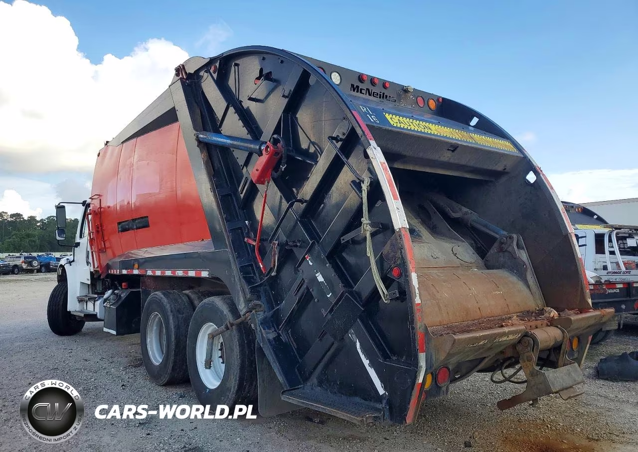 2010 Freightliner Business Class M2 Refuse Truck VIN:1FVHCYBS2ADAT6927 - 3