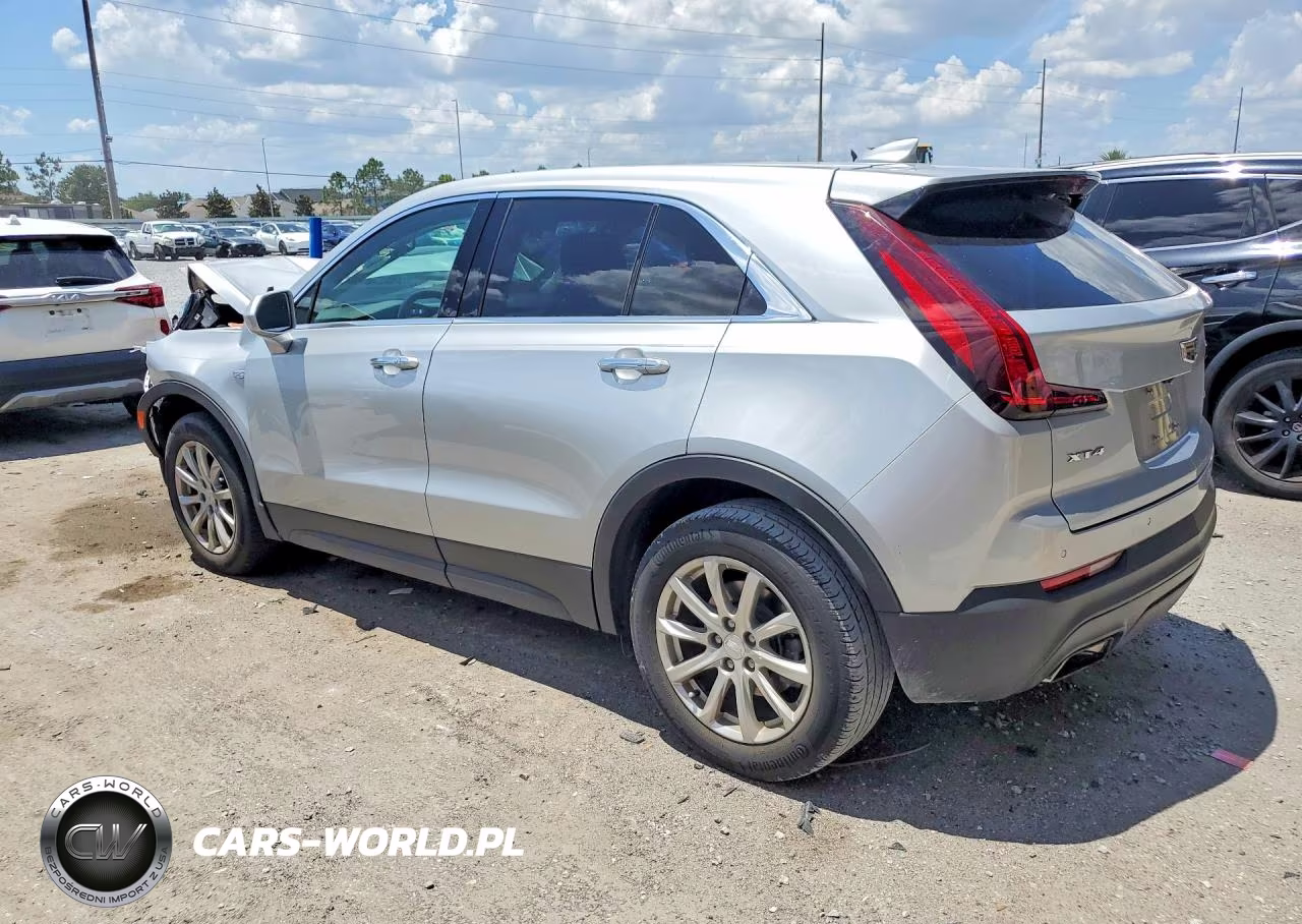 2019 Cadillac Xt4 Luxury VIN:1GYAZAR44KF174122 - 2