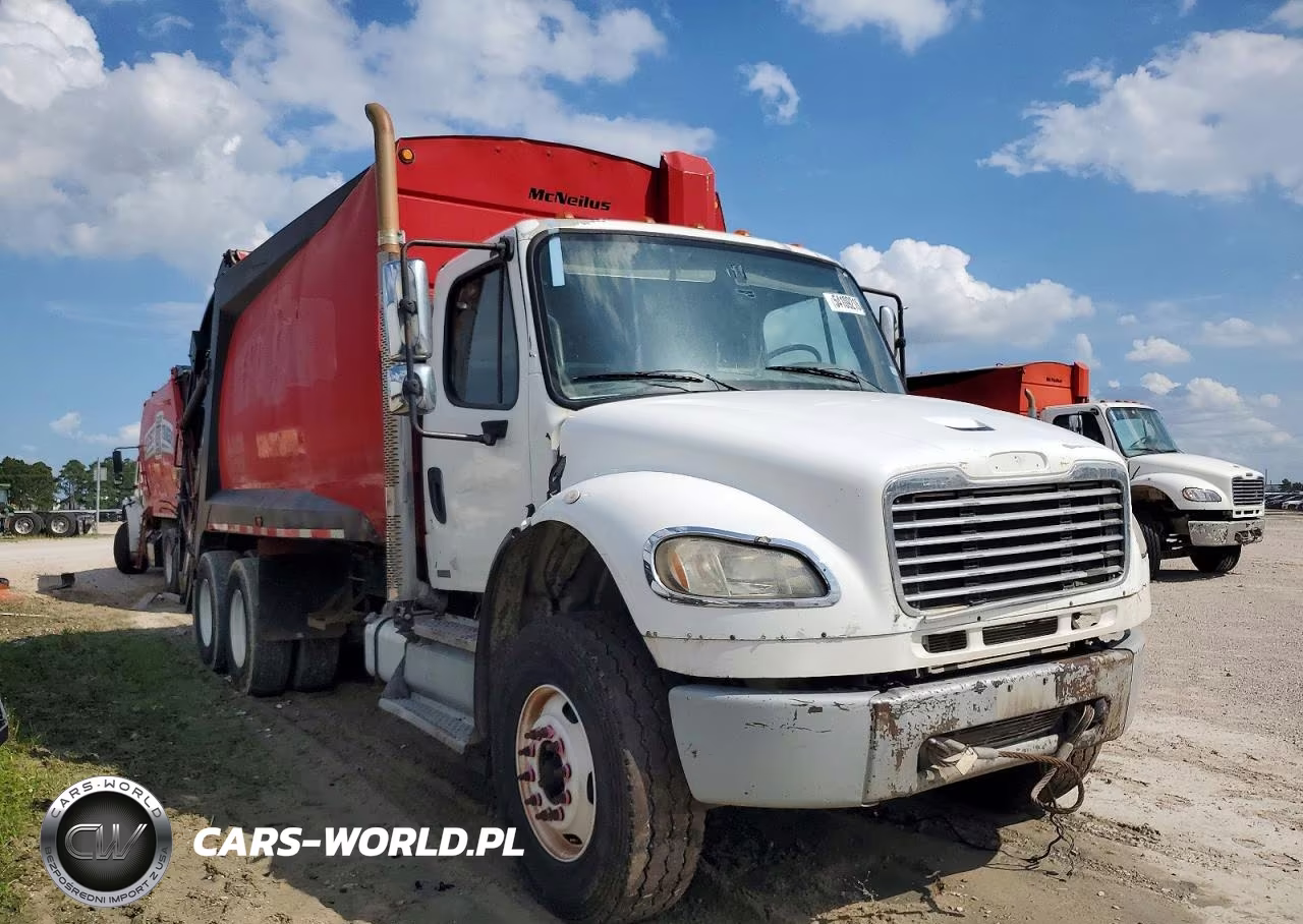 2011 Freightliner Business Class M2 Refuse Truck