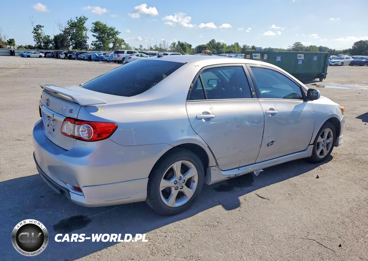 2011 Toyota Corolla S VIN:2T1BU4EE5BC550702 - 3