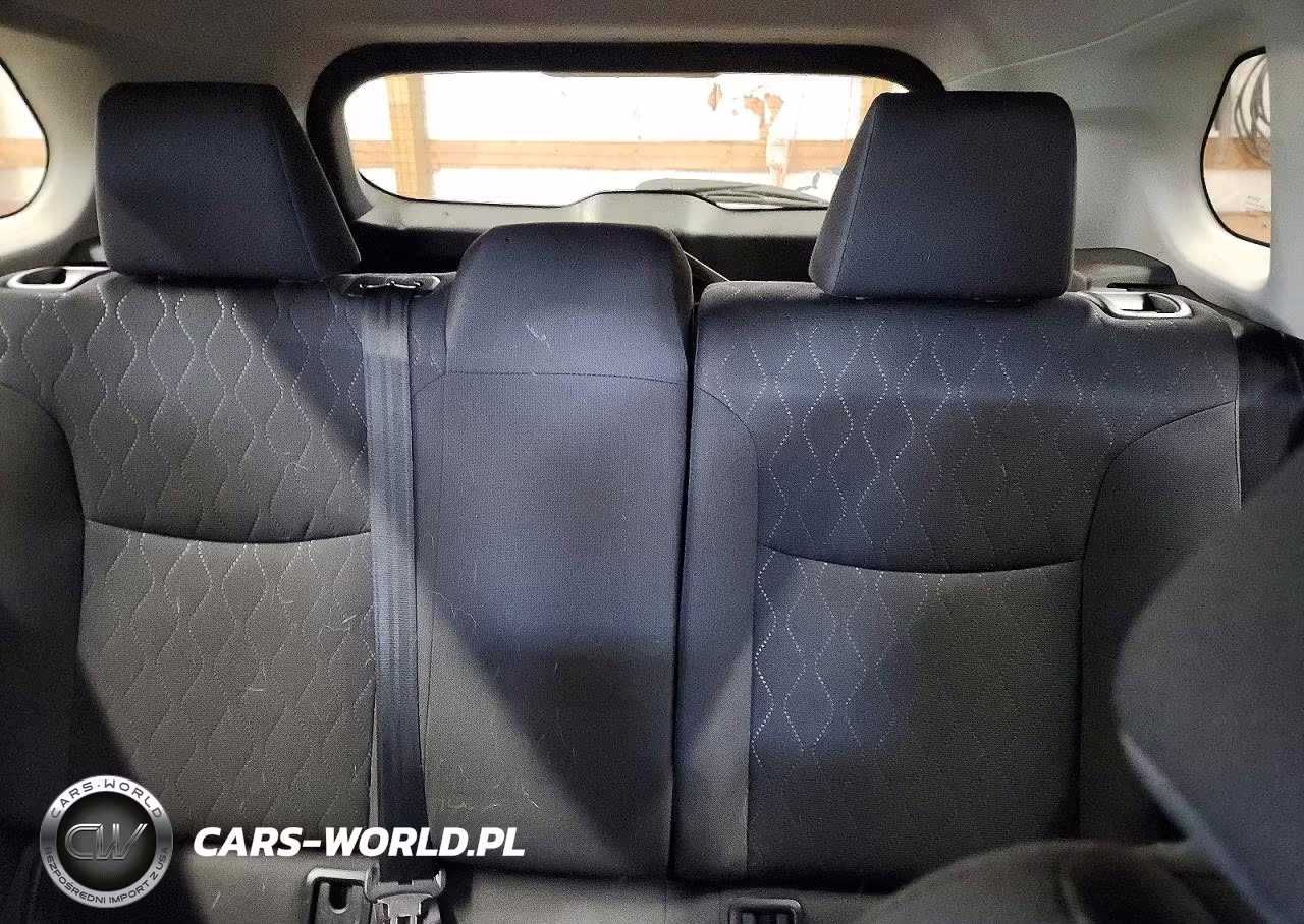 2024 Toyota Corolla Cross Le VIN:7MUCAABG5RV083628 - 10