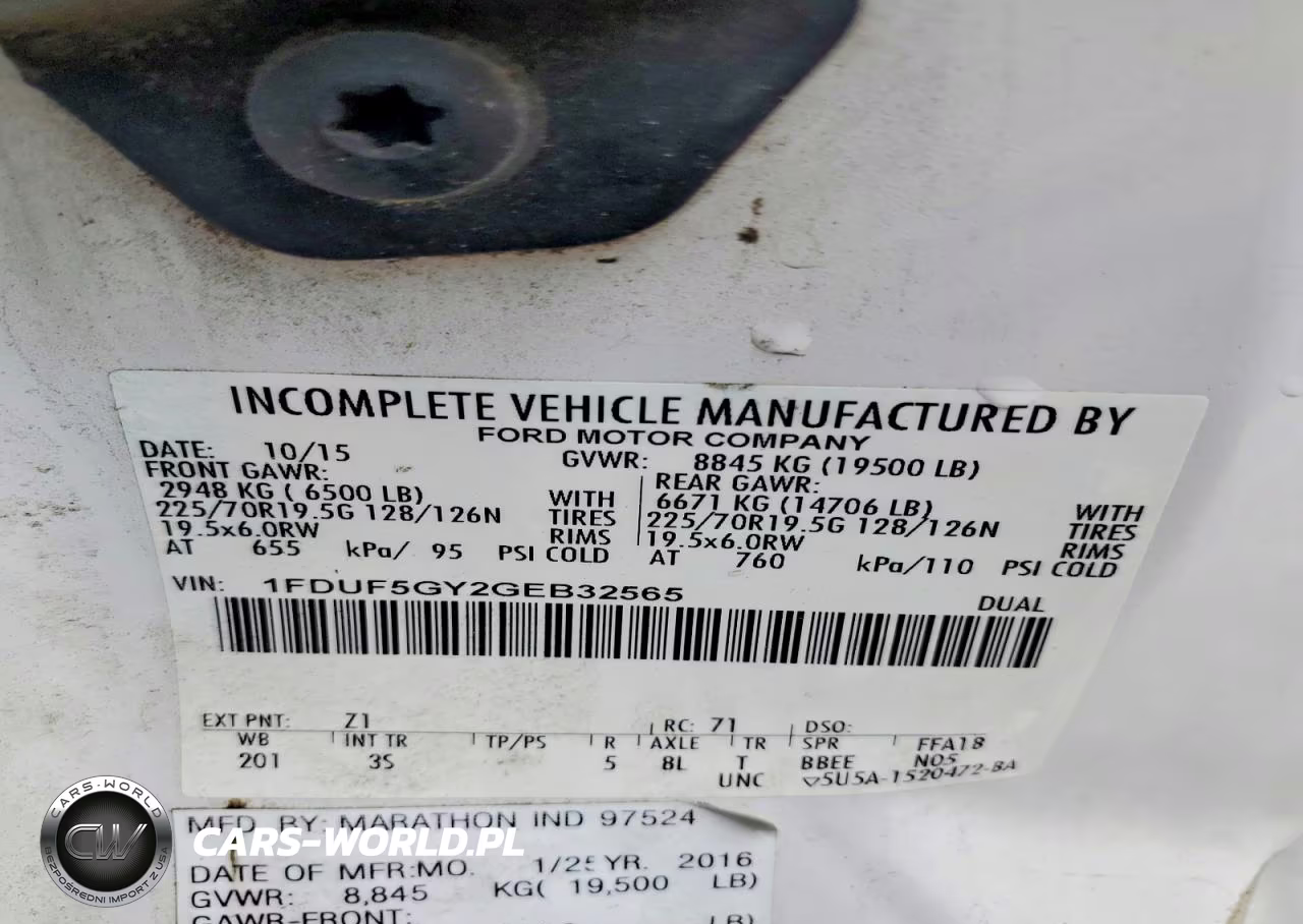 2016 Ford F550 Super Duty Box Truck VIN:1FDUF5GY2GEB32565 - 12