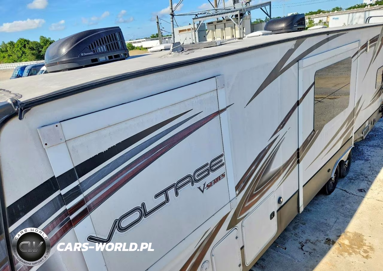 2024 Keystone Voltage Camper VIN:4YDF30029FZ991347 - 9