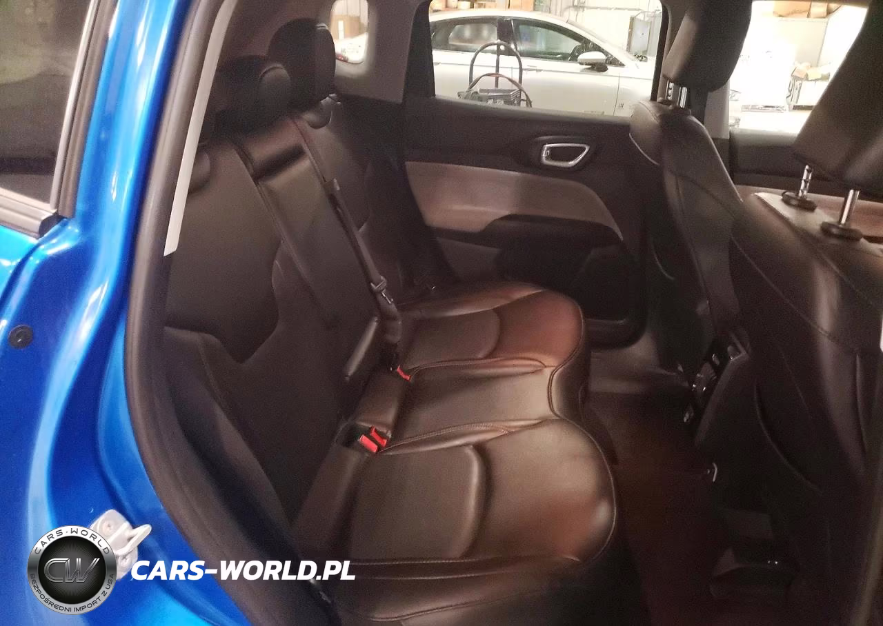 2022 Jeep Compass Latitude Lux VIN:3C4NJDFB0NT221725 - 11