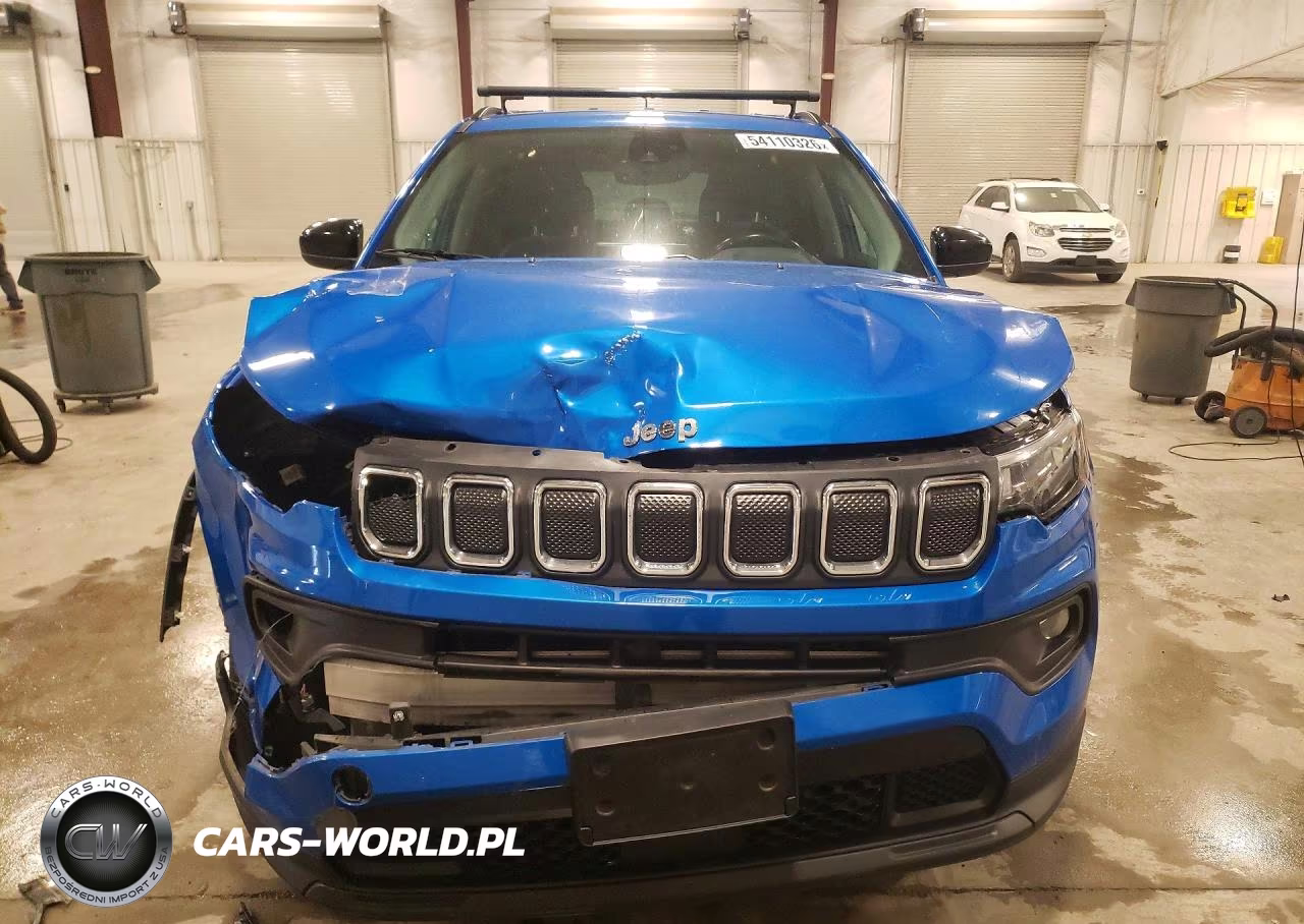 2022 Jeep Compass Latitude Lux VIN:3C4NJDFB0NT221725 - 5