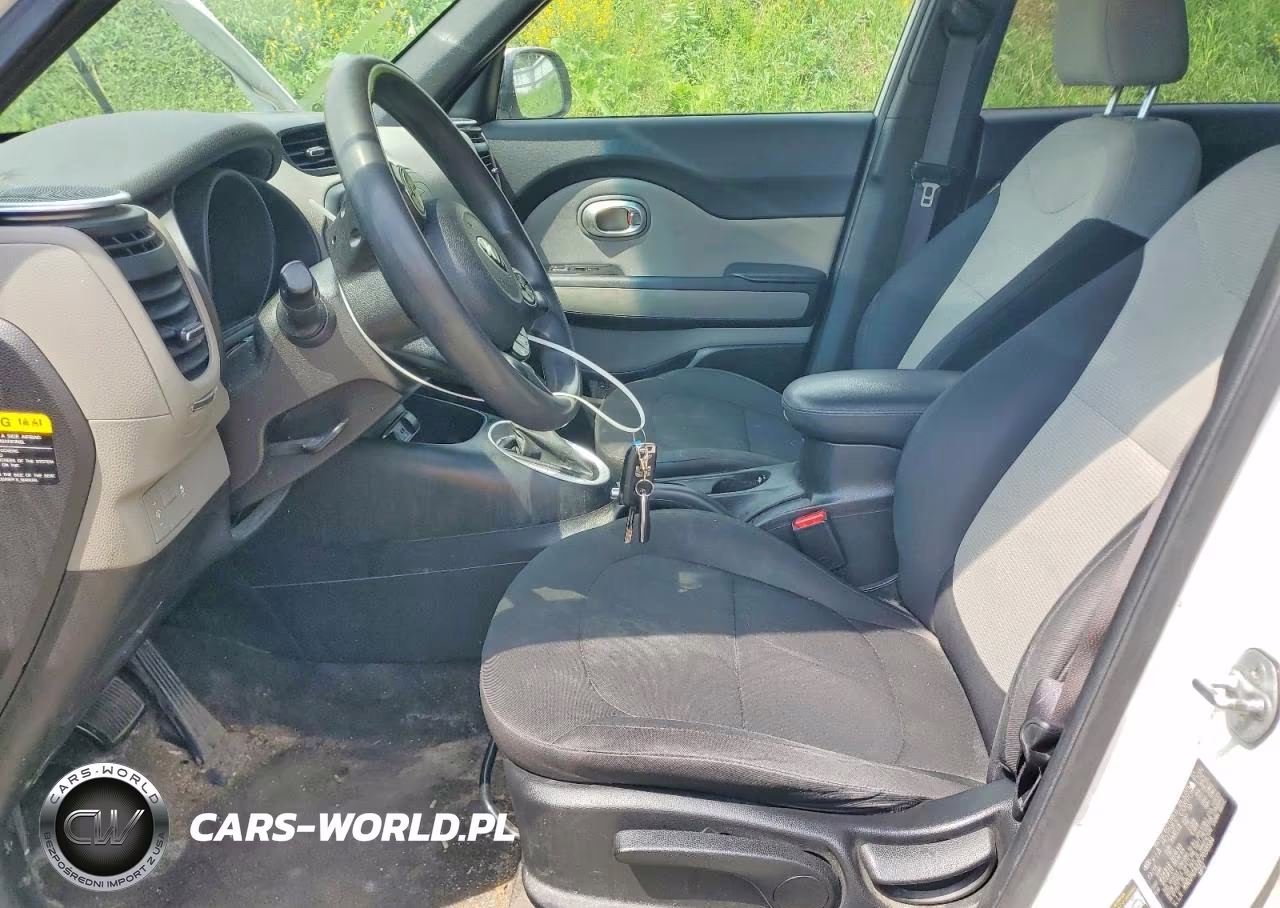 2014 Kia Soul Base VIN:KNDJN2A22E7058594 - 7