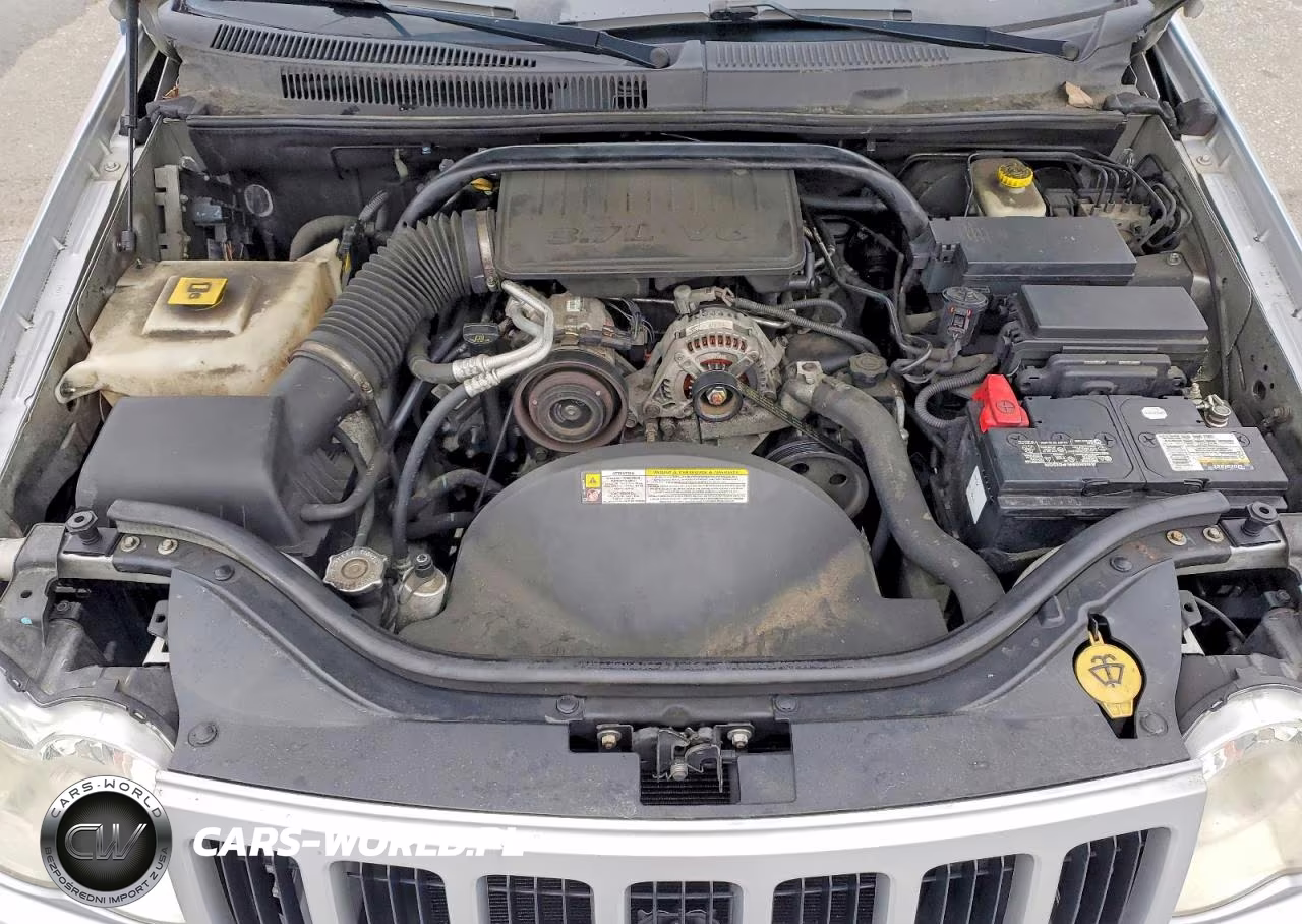 2010 Jeep Grand Cherokee Laredo VIN:1J4PR4GK2AC102123 - 12