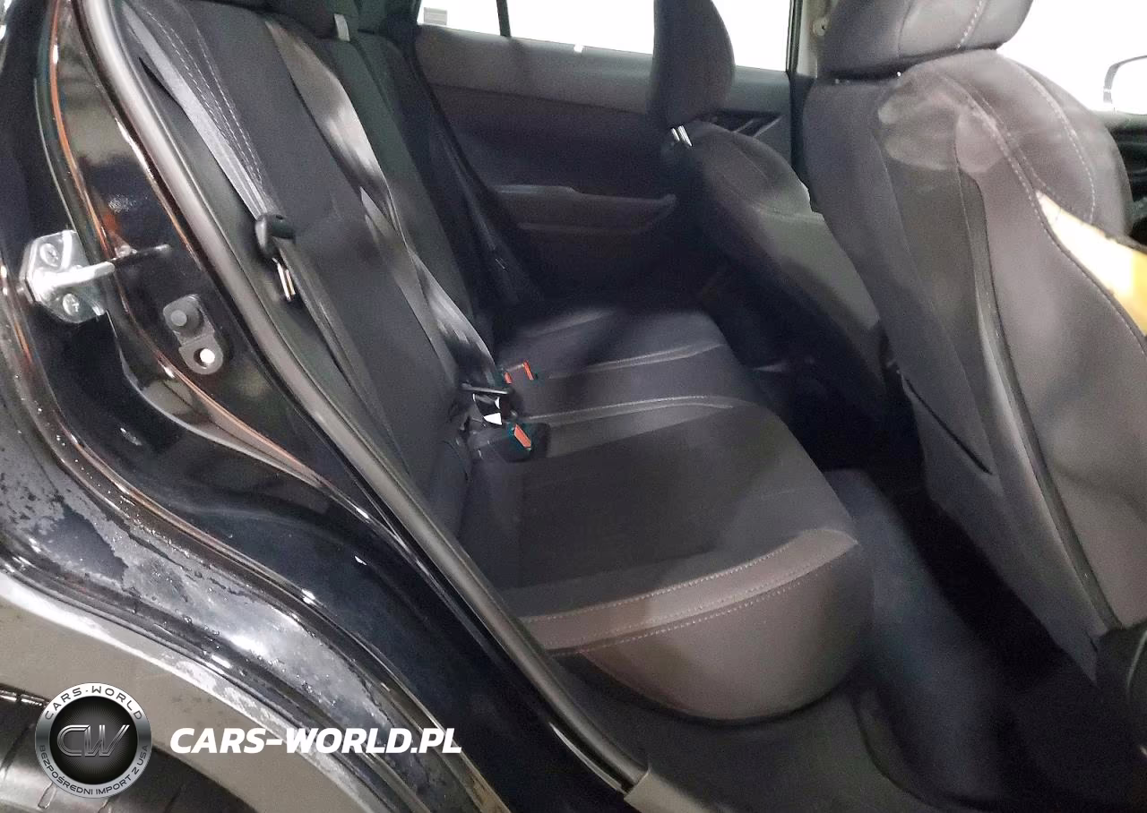 2025 Subaru Crosstrek Premium VIN:JF2GUHDC5S8282423 - 10