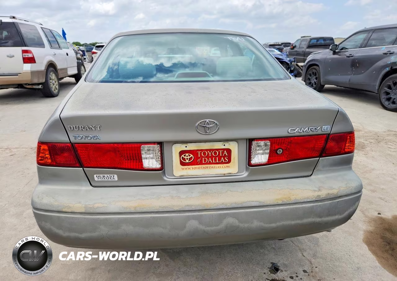 2001 Toyota Camry Le VIN:JT2BG22K410551461 - 6