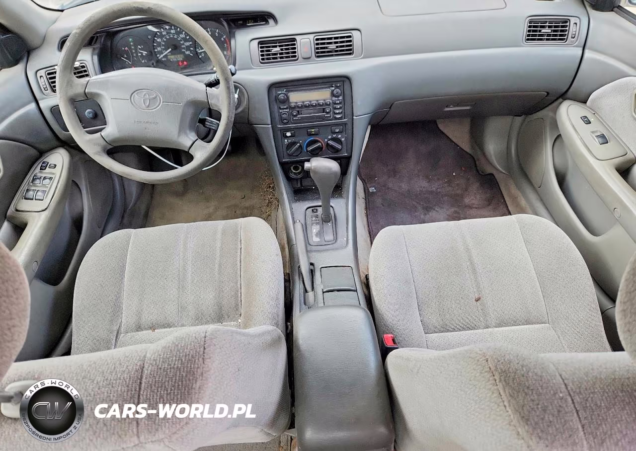 2001 Toyota Camry Le VIN:JT2BG22K410551461 - 8