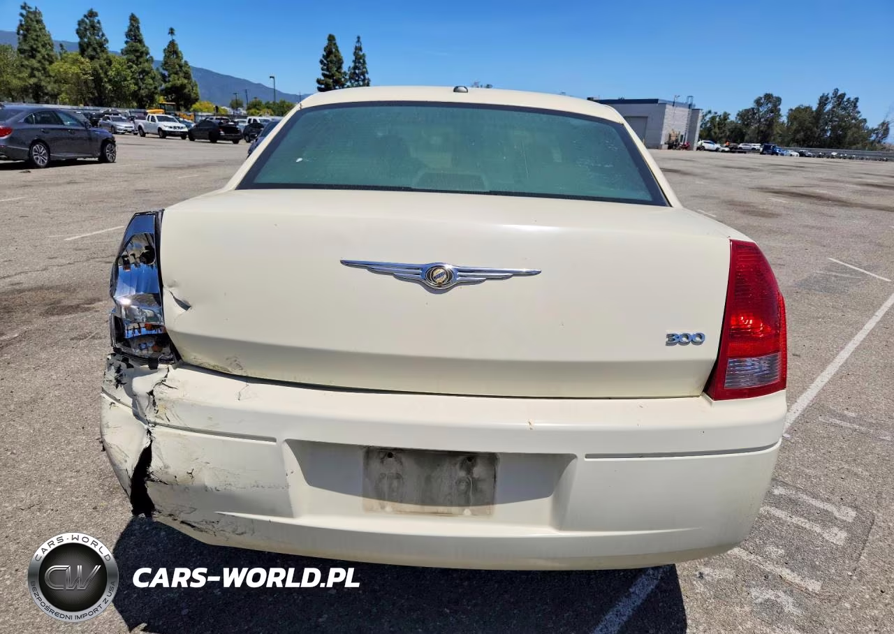 2007 Chrysler 300 VIN:2C3LA43RX7H804652 - 6