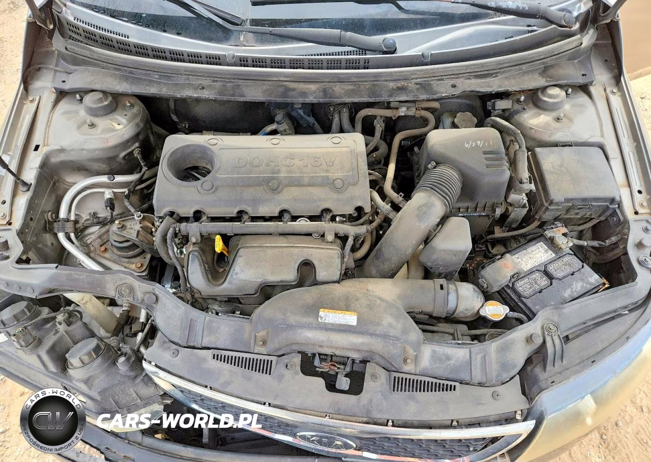 2012 Kia Forte VIN:KNAFU4A29C5558178 - 11