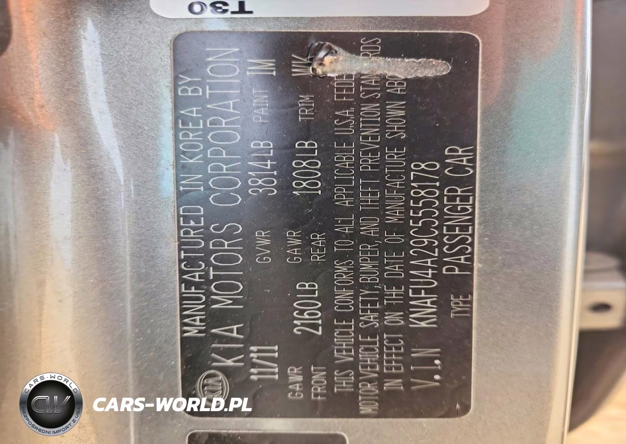 2012 Kia Forte VIN:KNAFU4A29C5558178 - 12