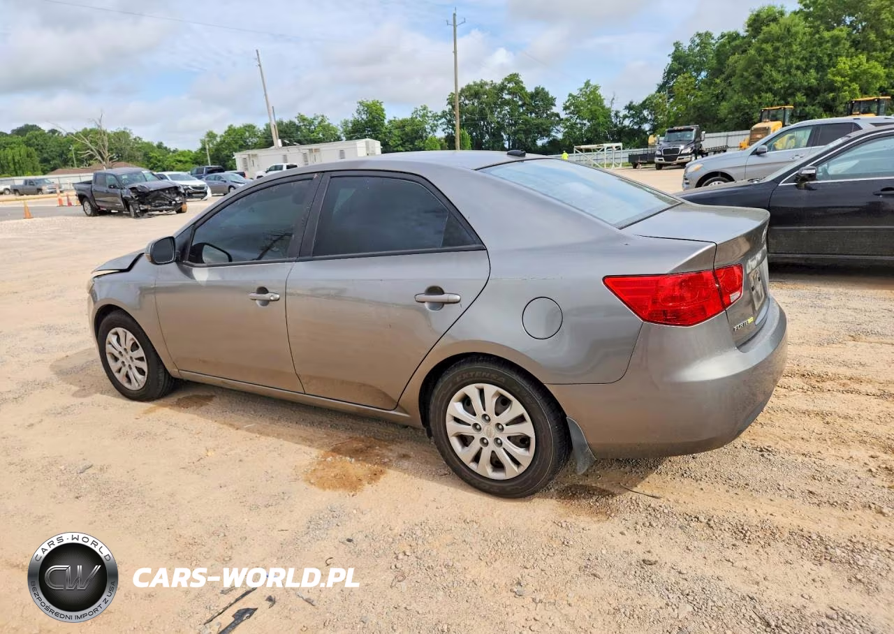 2012 Kia Forte VIN:KNAFU4A29C5558178 - 2