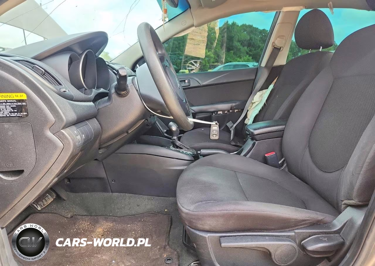 2012 Kia Forte VIN:KNAFU4A29C5558178 - 7