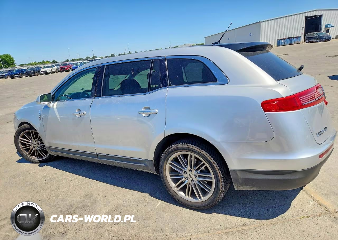 2013 Lincoln Mkt VIN:2LMHJ5AT8DBL57498 - 2