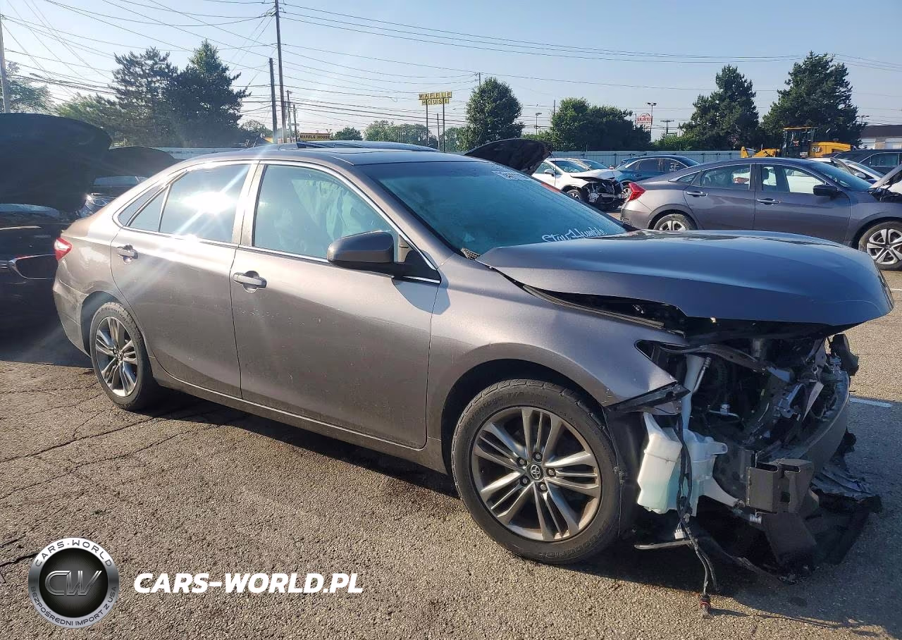 2016 Toyota Camry VIN:4T1BF1FK9GU240457 - 4