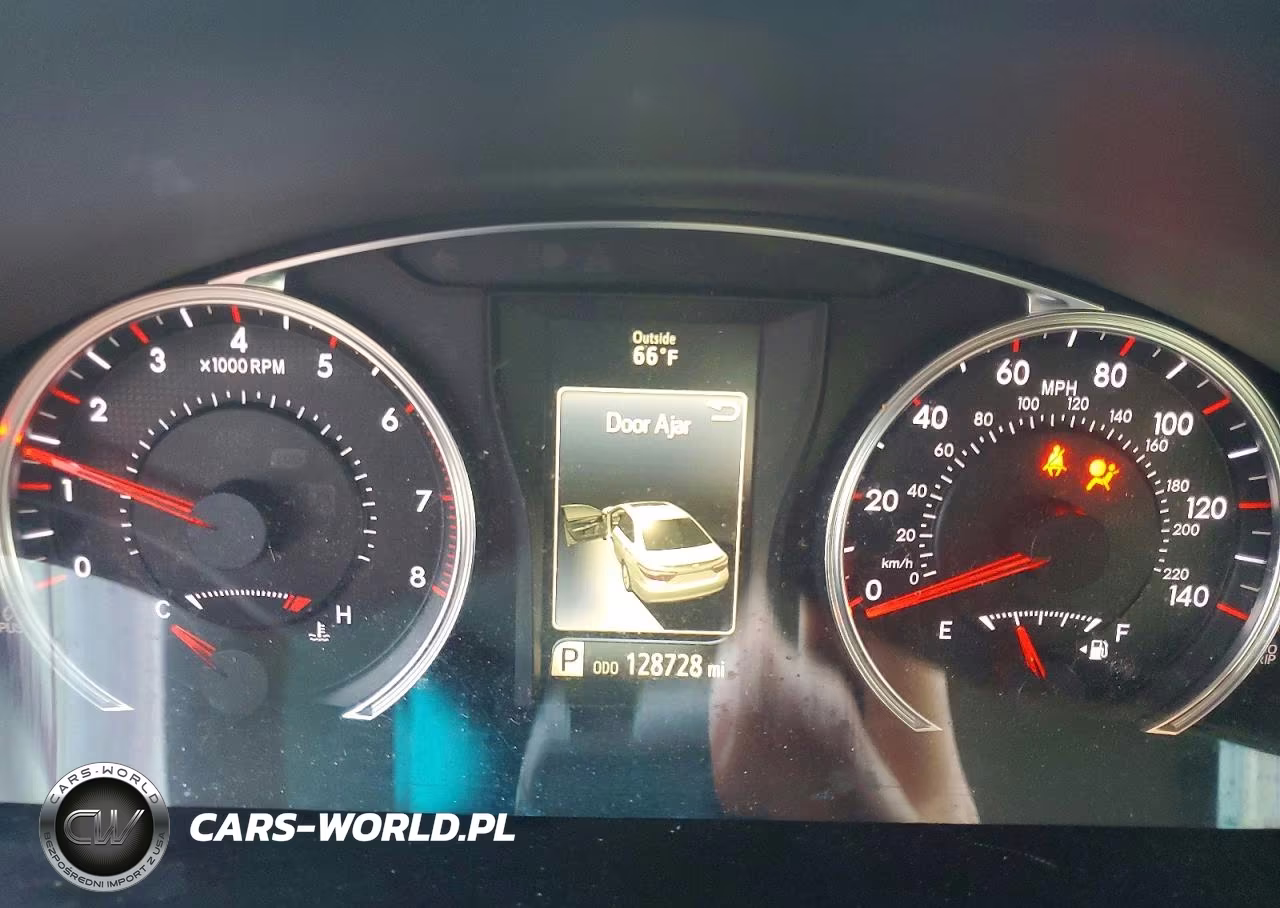2016 Toyota Camry VIN:4T1BF1FK9GU240457 - 9