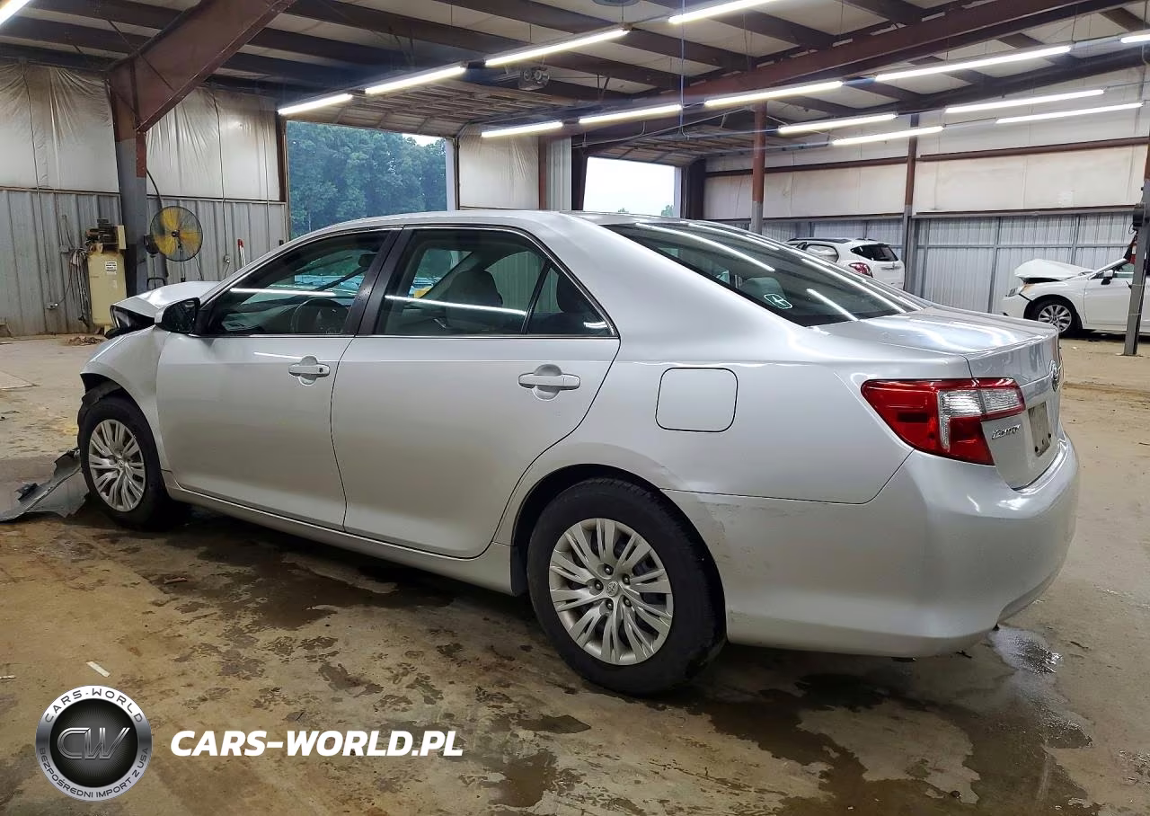 2012 Toyota Camry L VIN:4T1BF1FKXCU586401 - 2