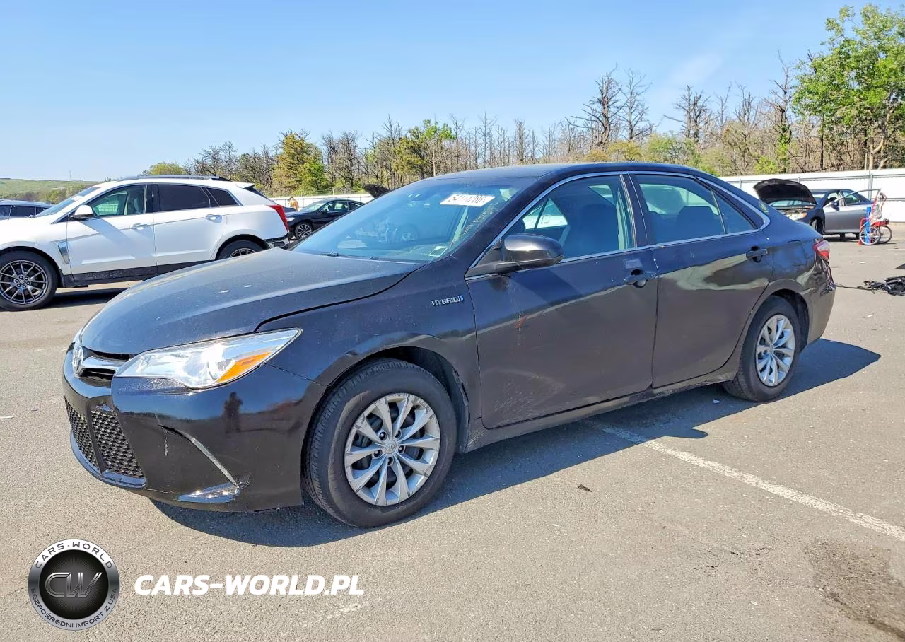 2016 Toyota Camry Hybrid Le