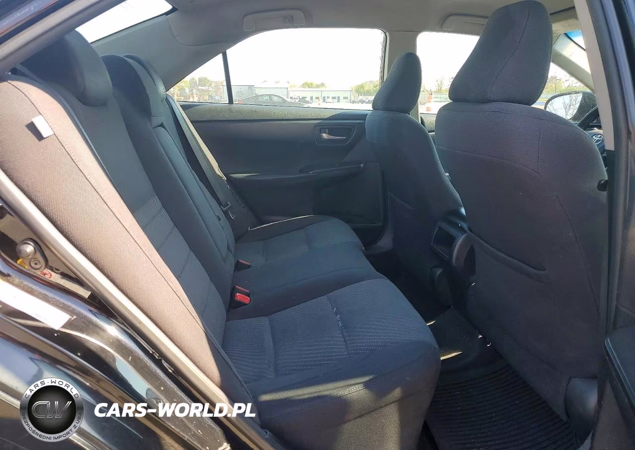 2016 Toyota Camry Hybrid Le VIN:4T1BD1FK6GU199209 - 10