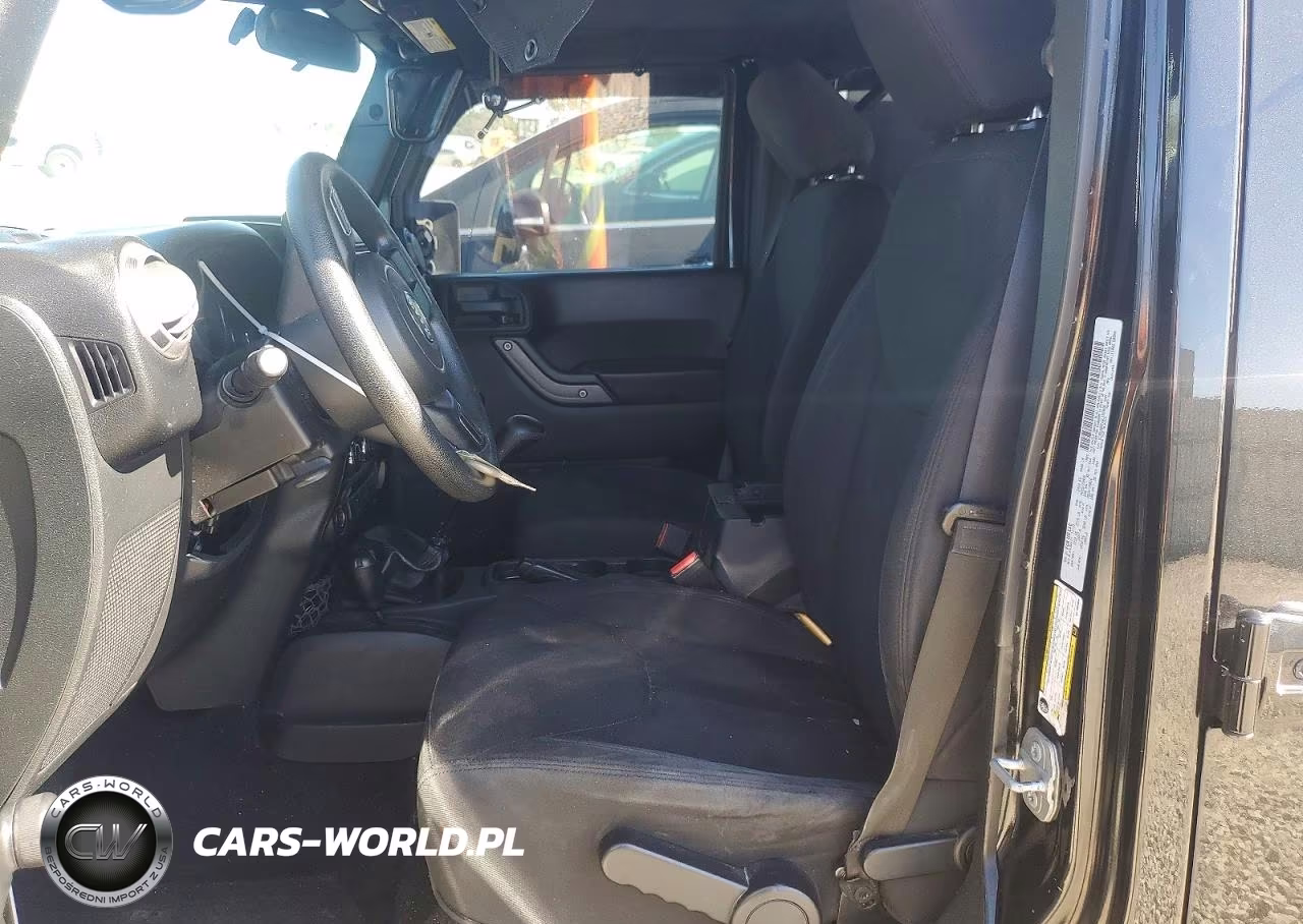 2016 Jeep Wrangler Unlimited Sport VIN:1C4BJWDG1GL155066 - 7