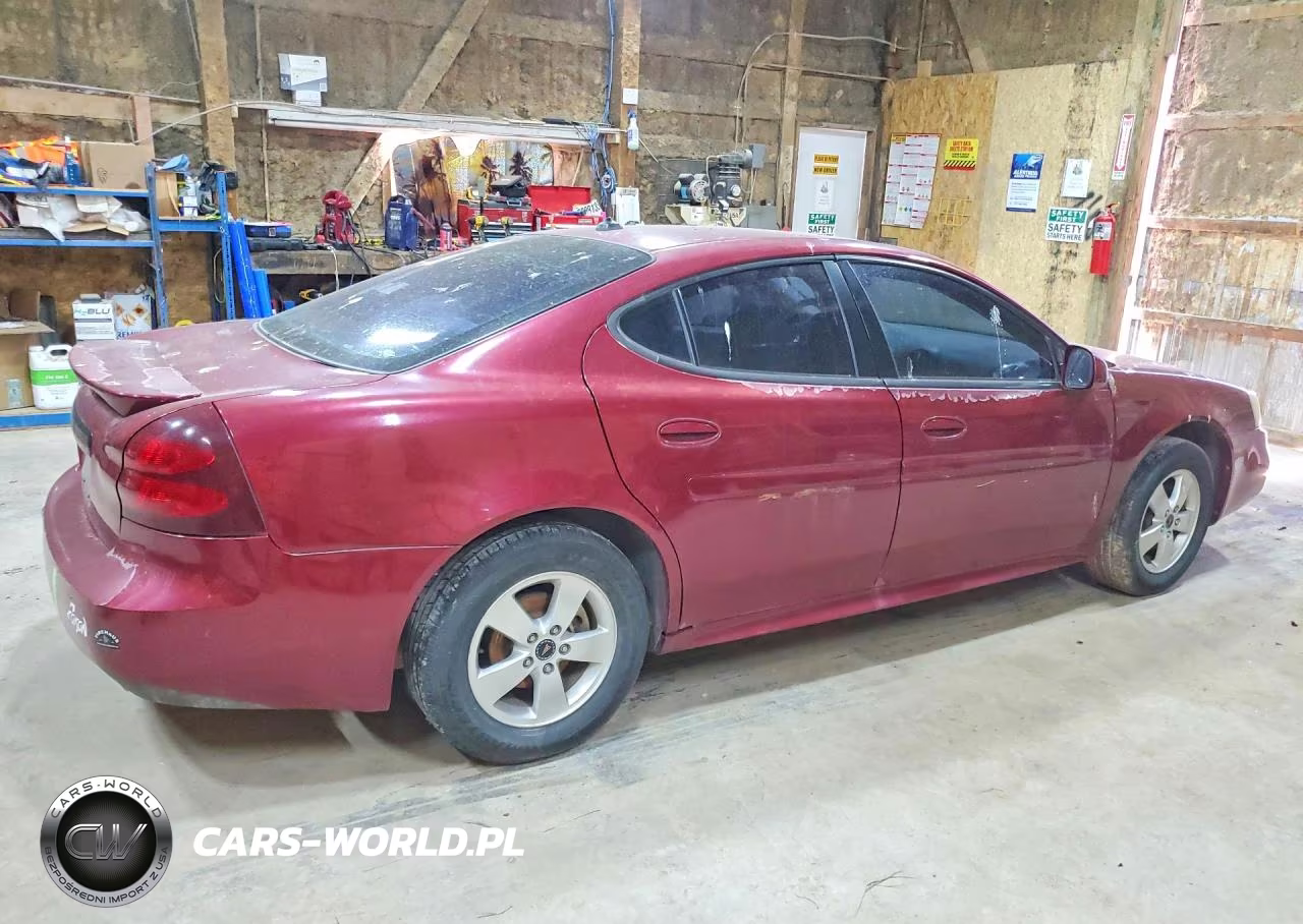 2005 Pontiac Grand Prix VIN:2G2WP522251212335 - 3