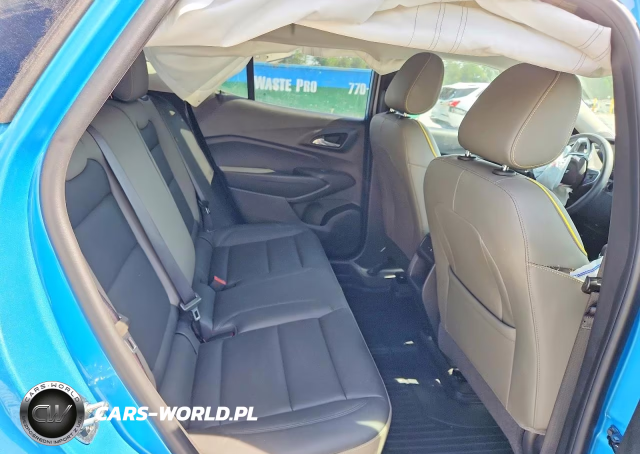 2025 Chevrolet Trax Activ VIN:KL77LKEP8SC031924 - 11