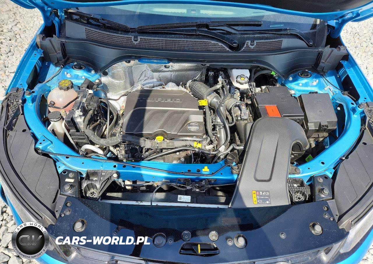 2025 Chevrolet Trax Activ VIN:KL77LKEP8SC031924 - 12