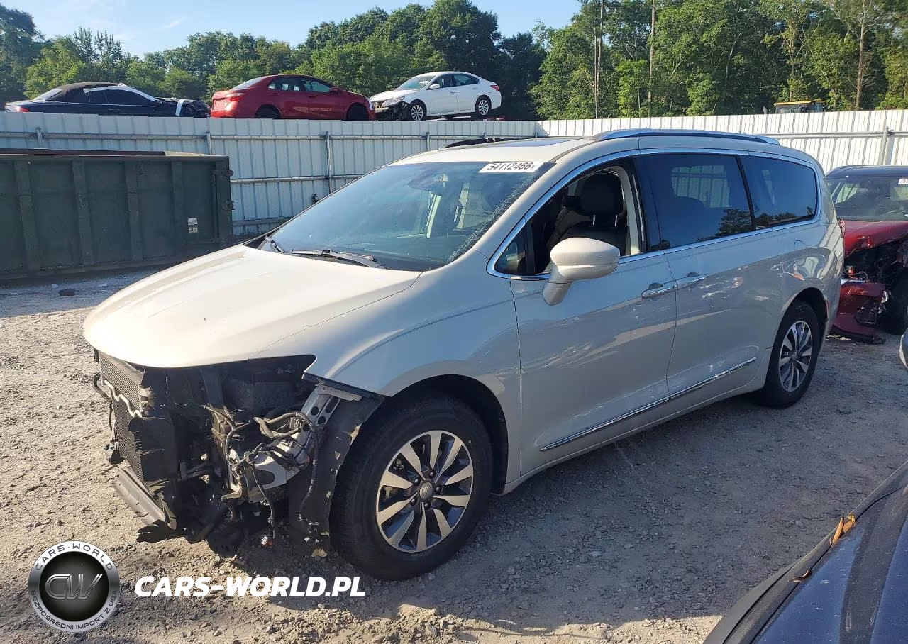 2020 Chrysler Pacifica Touring L Plus – zdjęcie 1 z 13