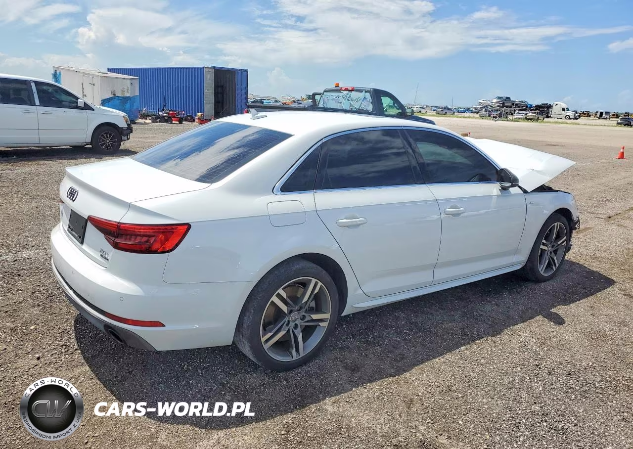 2017 Audi A4 Premium Plus VIN:WAUENAF45HN066949 - 3