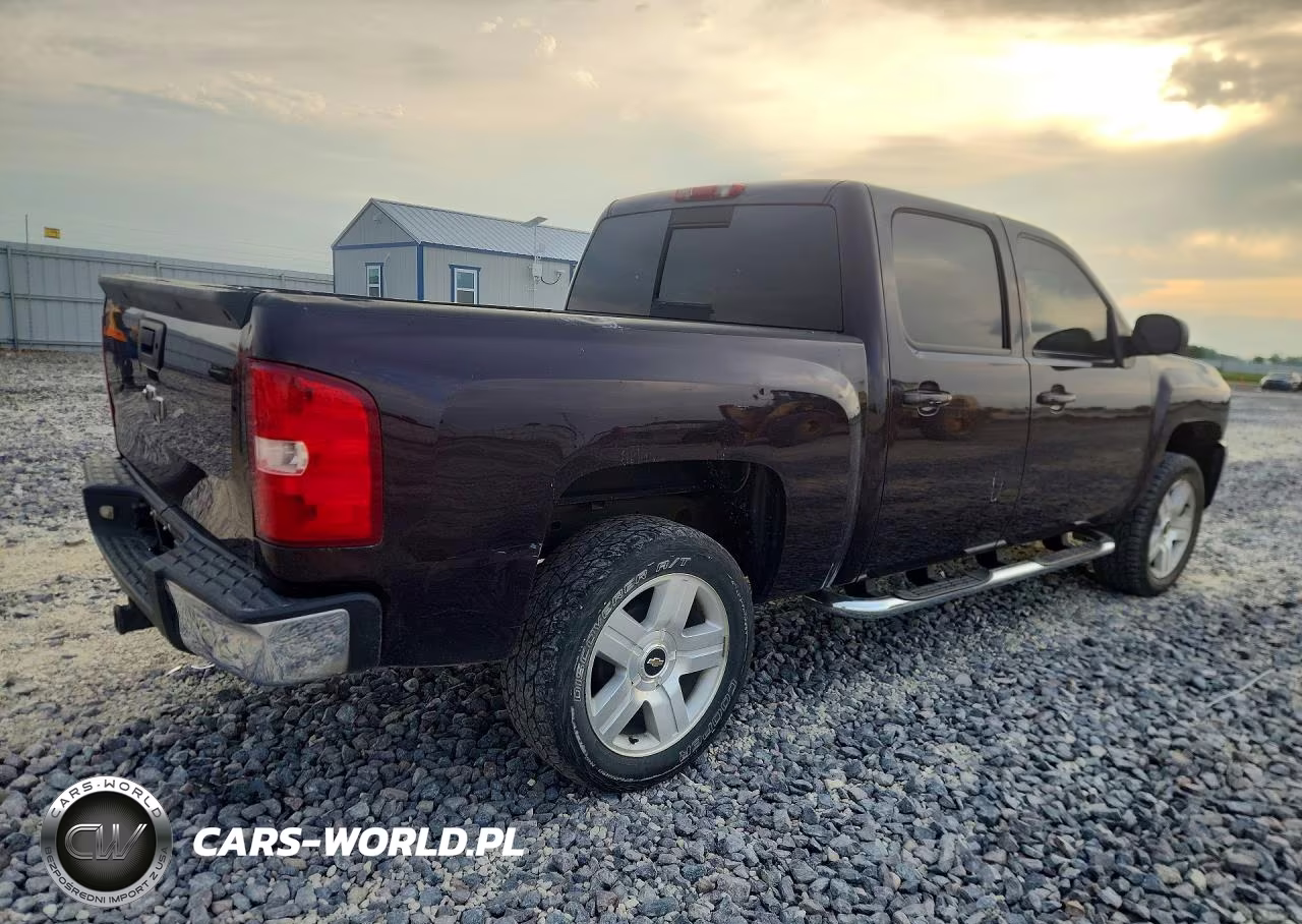 2008 Chevrolet Silverado K1500 VIN:2GCEK13M381158269 - 3