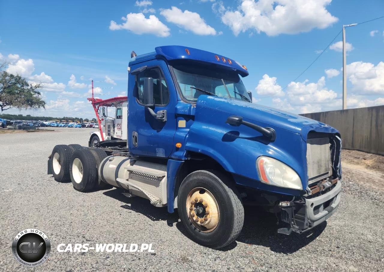 2013 Freightliner Cascadia 125
