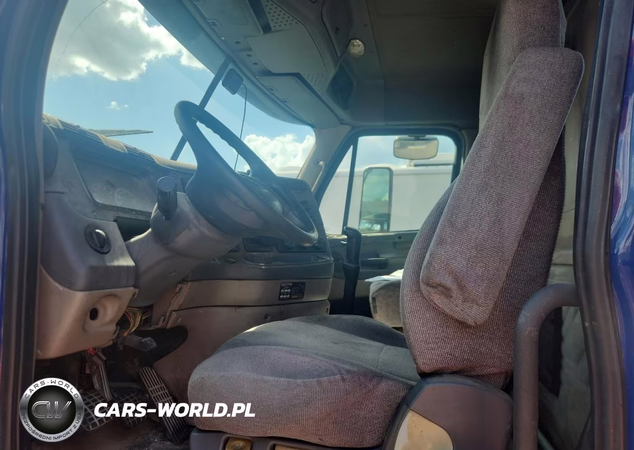 2013 Freightliner Cascadia 125 VIN:3AKJGEDR3DSFD6981 - 5