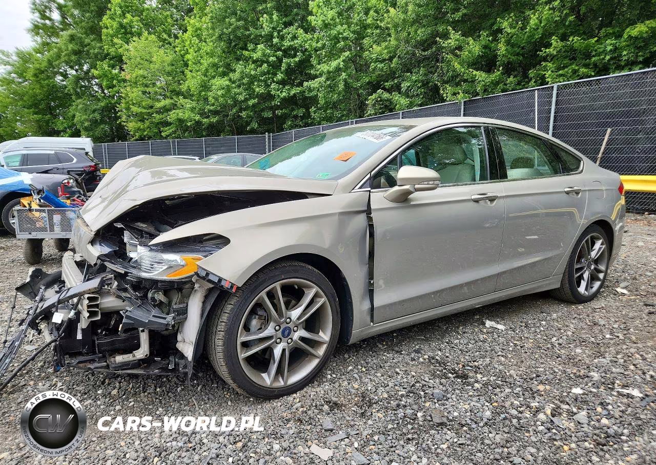 2015 Ford Fusion Titanium – zdjęcie 1 z 12