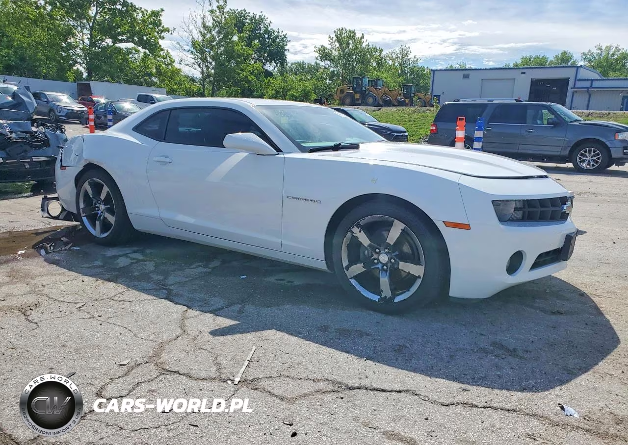 2011 Chevrolet Camaro Lt VIN:2G1FC1ED4B9155638 - 4