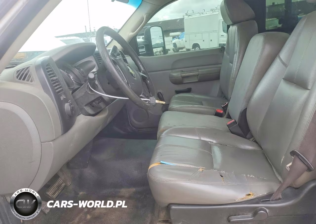 2008 Chevrolet Silverado C3500 VIN:1GBHC34KX8E129759 - 7