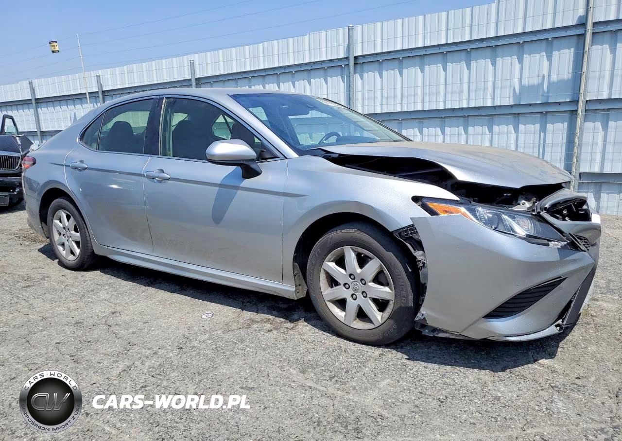 2018 Toyota Camry Se VIN:JTNB11HK9J3032233 - 4