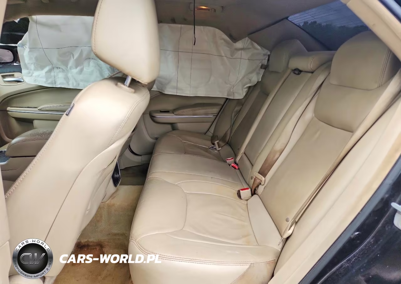 2014 Chrysler 300 VIN:2C3CCAAG7EH307128 - 10