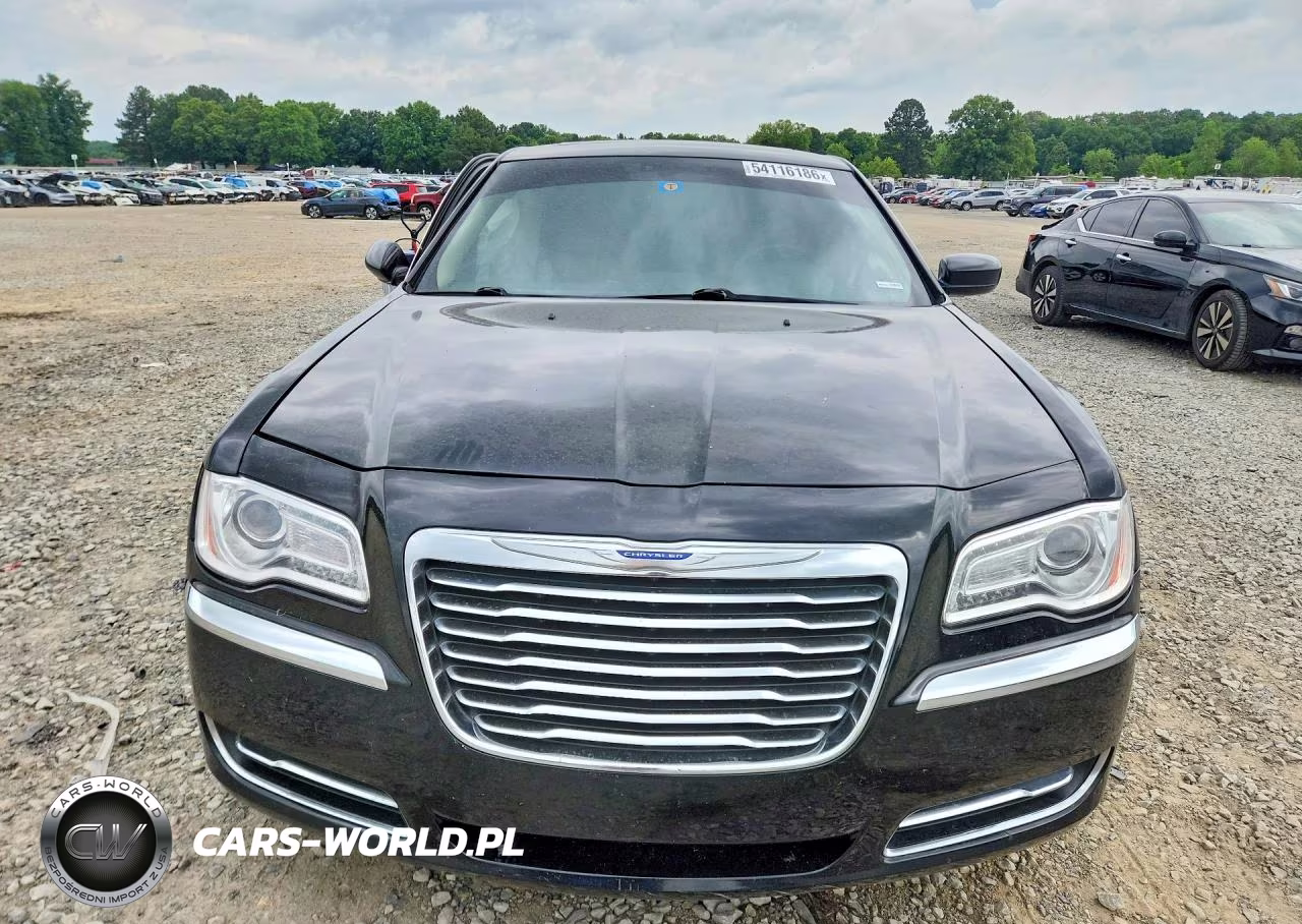 2014 Chrysler 300 VIN:2C3CCAAG7EH307128 - 5