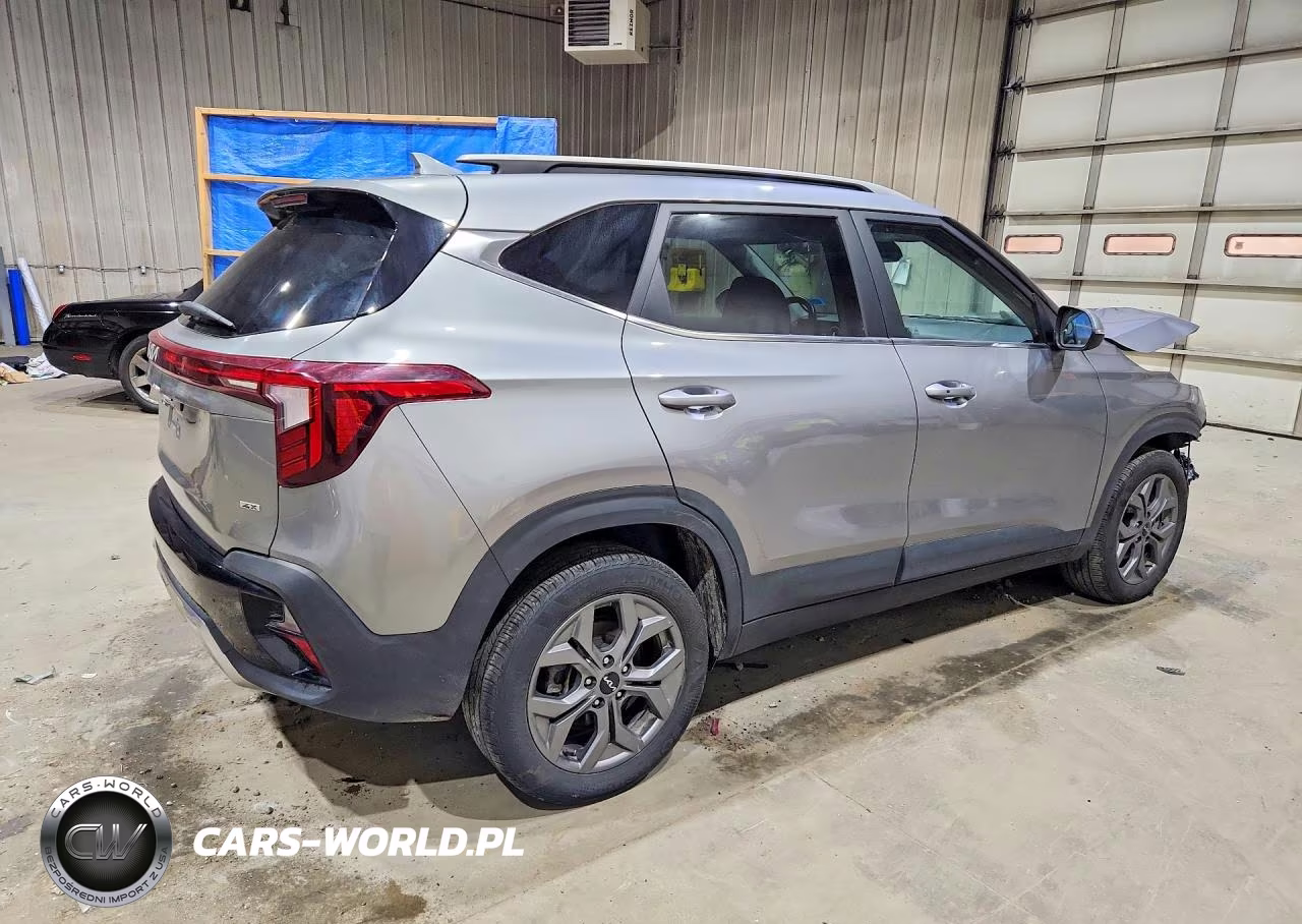 2024 Kia Seltos S VIN:KNDEUCAA2R7610635 - 3