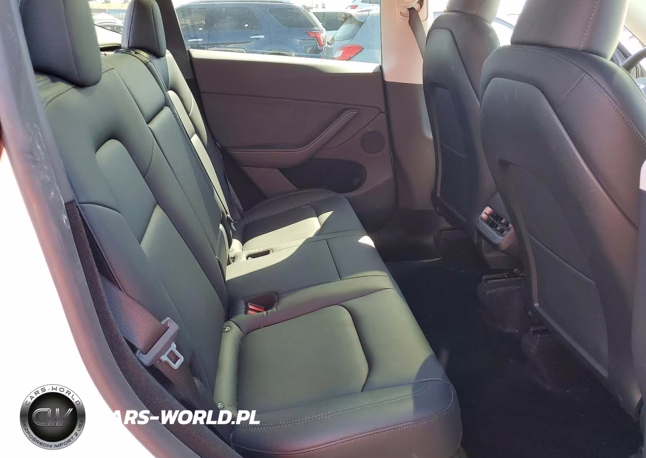 2023 Tesla Model Y VIN:7SAYGDEE5PA149347 - 10