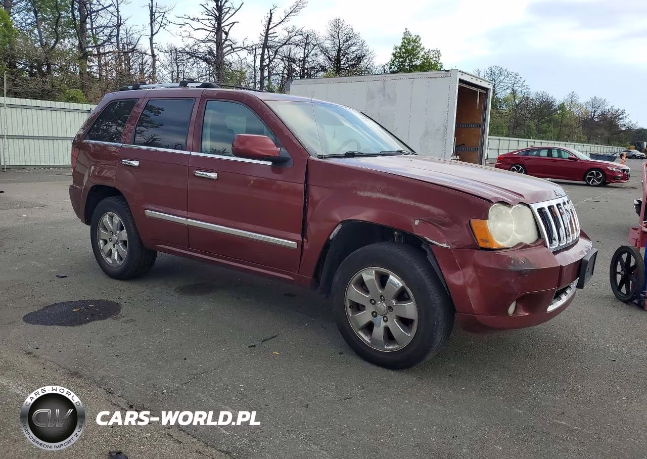 2008 Jeep Grand Cherokee Overland VIN:1J8HR68268C213328 - 4
