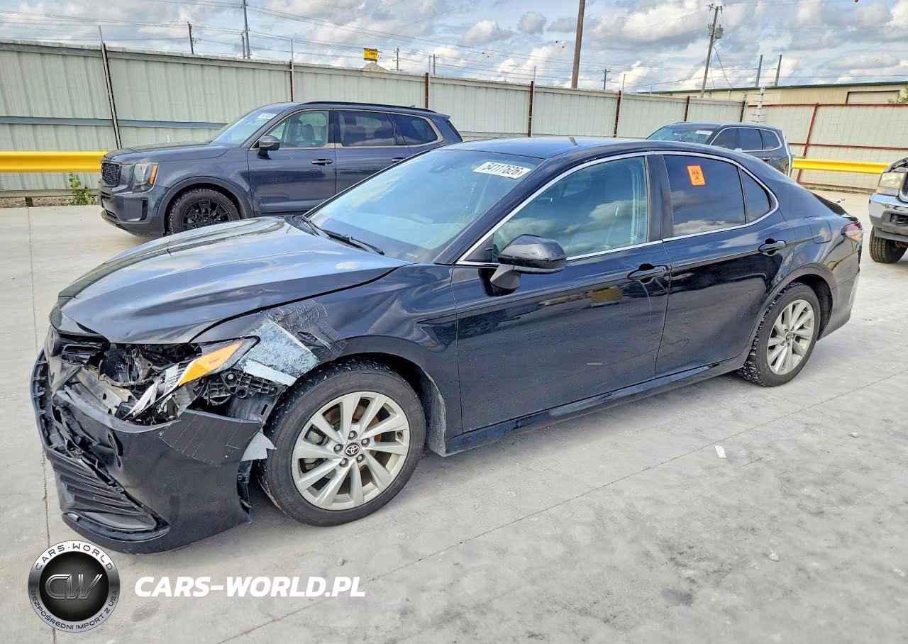 2021 Toyota Camry Le