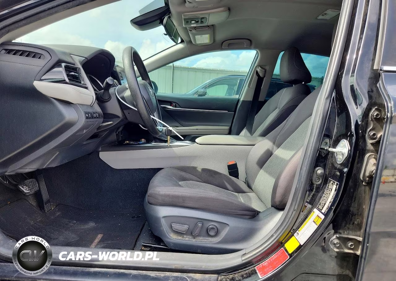 2021 Toyota Camry Le VIN:4T1C11AK2MU470671 - 7